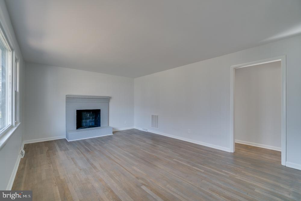 NORMANDY VILLAGE - Residential Lease