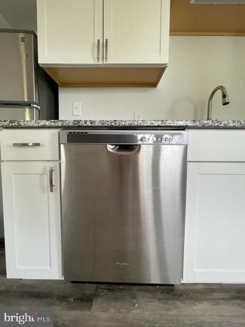 NORMANDY VILLAGE - Residential Lease