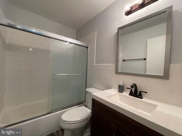 NORMANDY VILLAGE - Residential Lease