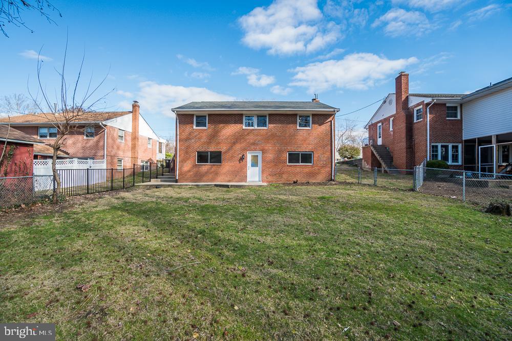 NORMANDY VILLAGE - Residential Lease