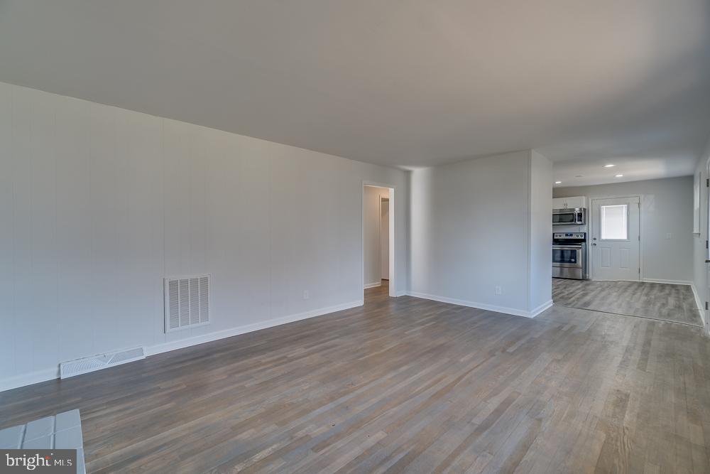 NORMANDY VILLAGE - Residential Lease