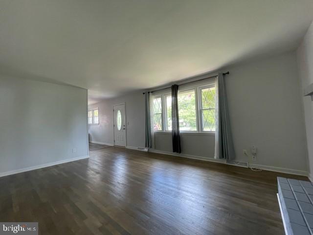 NORMANDY VILLAGE - Residential Lease