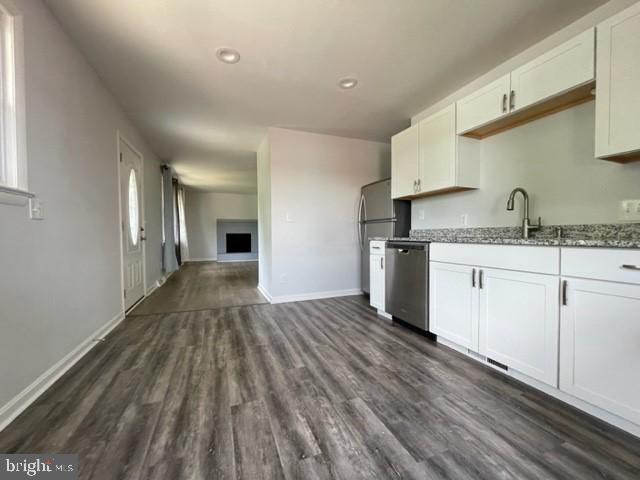 NORMANDY VILLAGE - Residential Lease