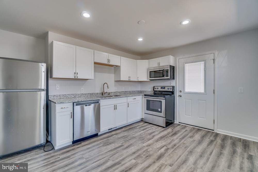 NORMANDY VILLAGE - Residential Lease