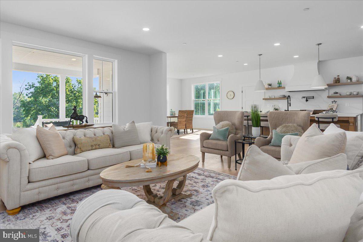 COOKE'S HOPE - Residential