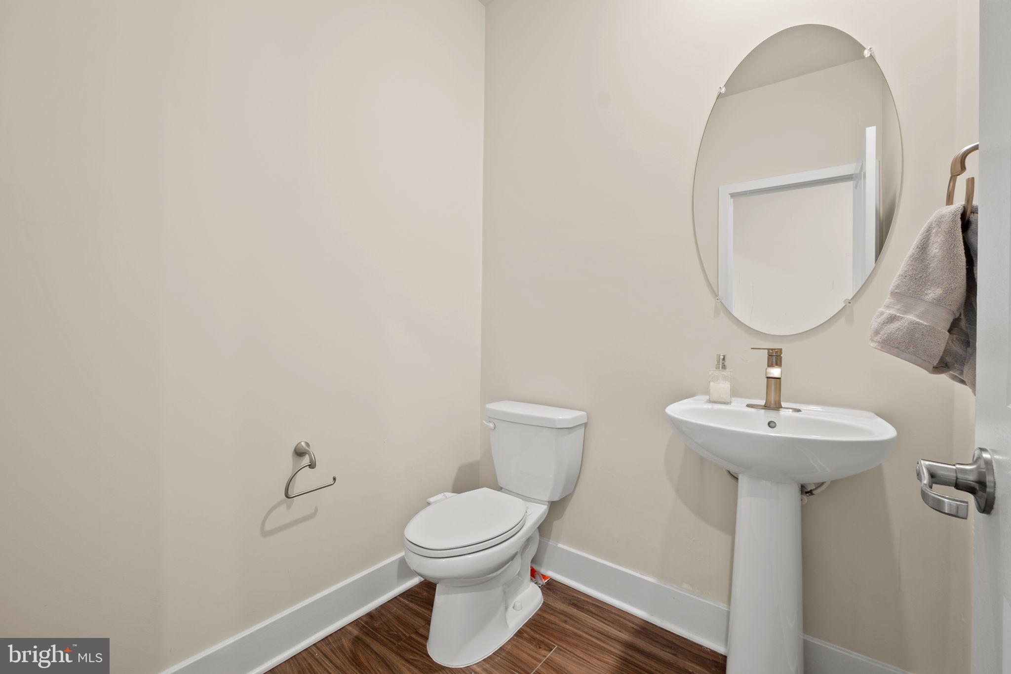 SYCAMORE RIDGE - Residential Lease