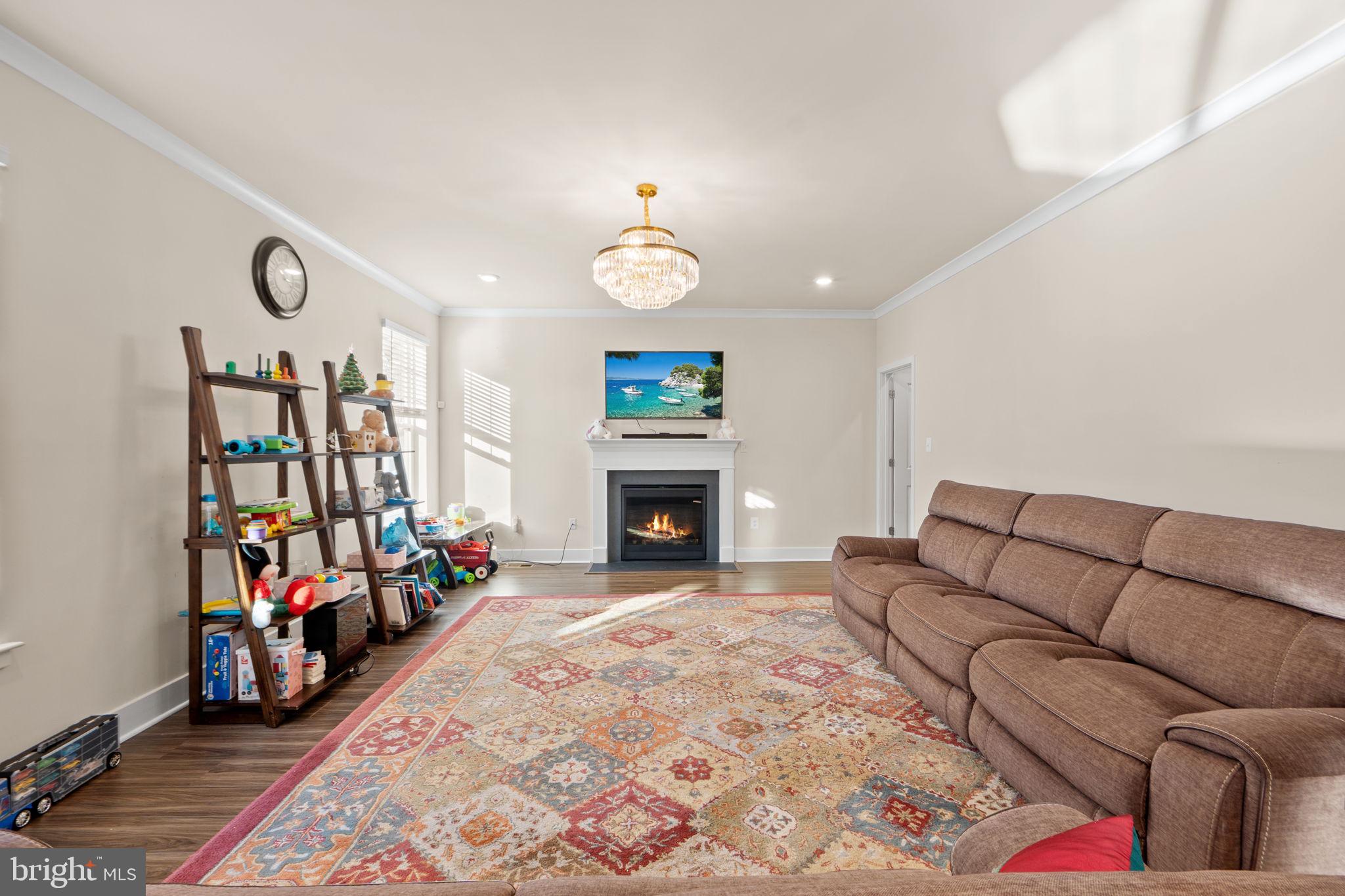 SYCAMORE RIDGE - Residential Lease