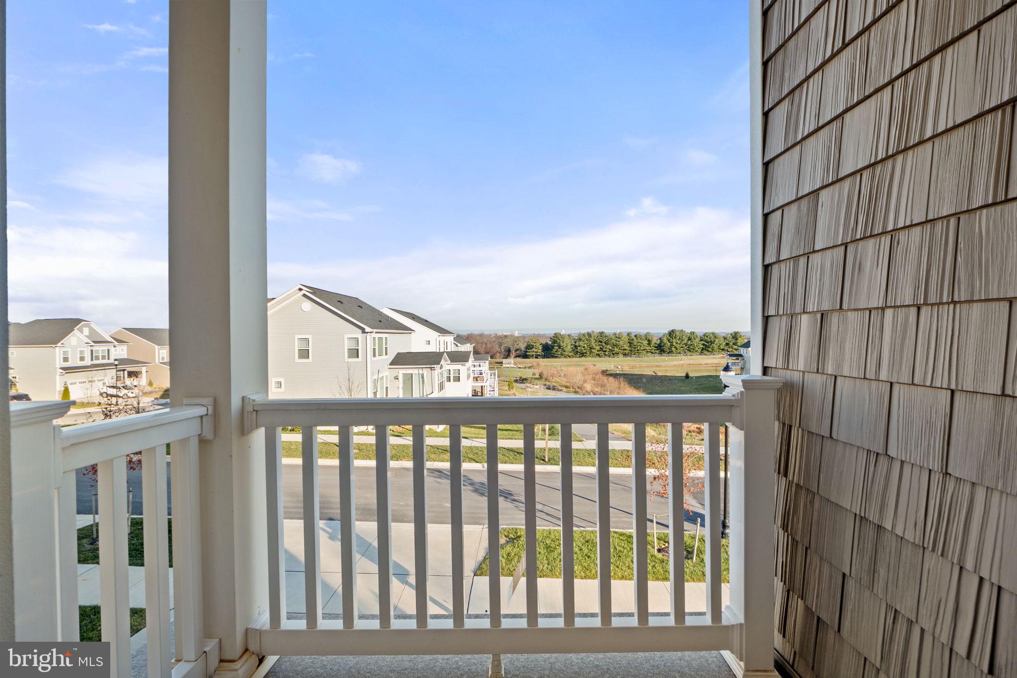 SYCAMORE RIDGE - Residential Lease