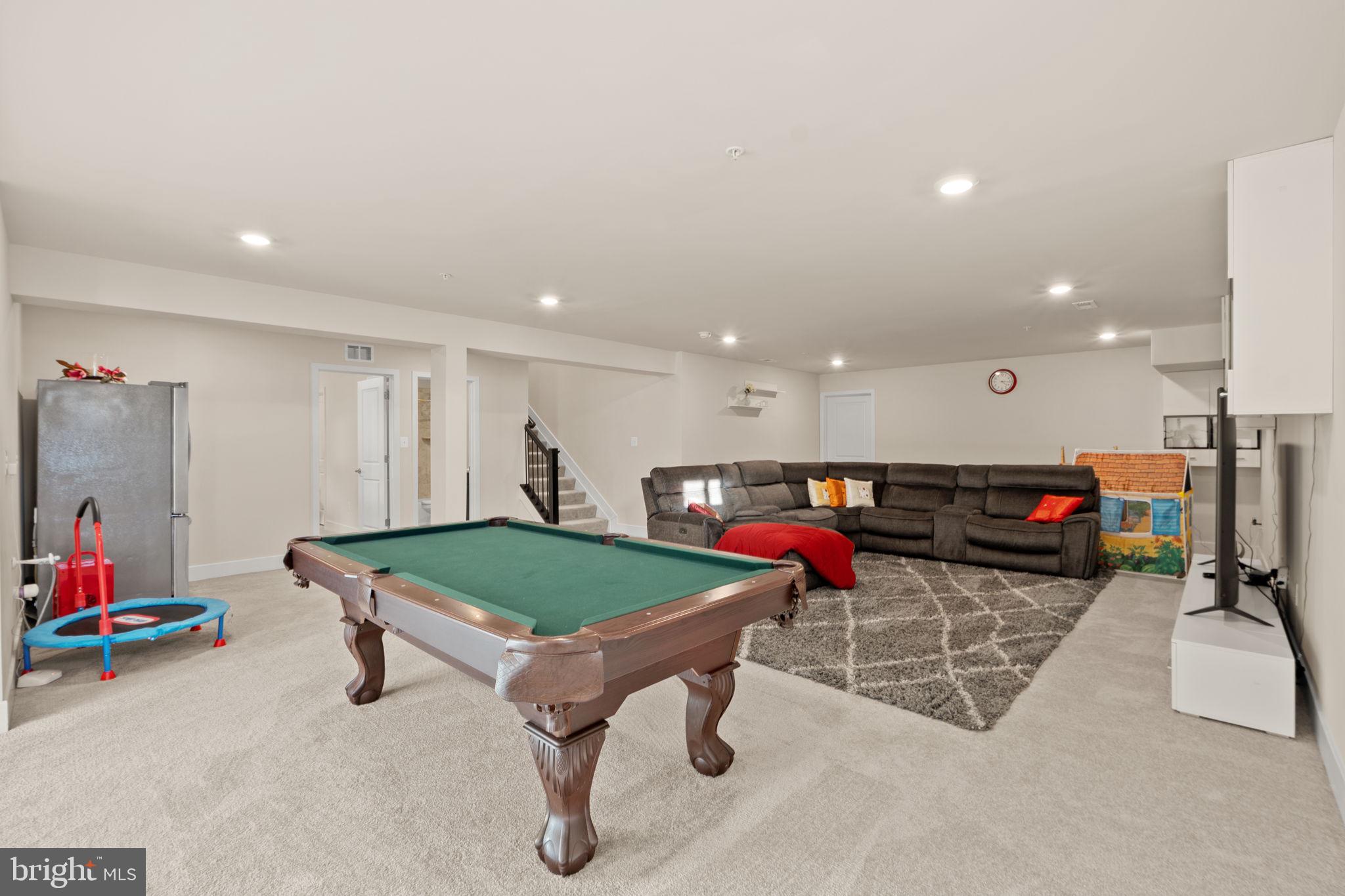 SYCAMORE RIDGE - Residential Lease