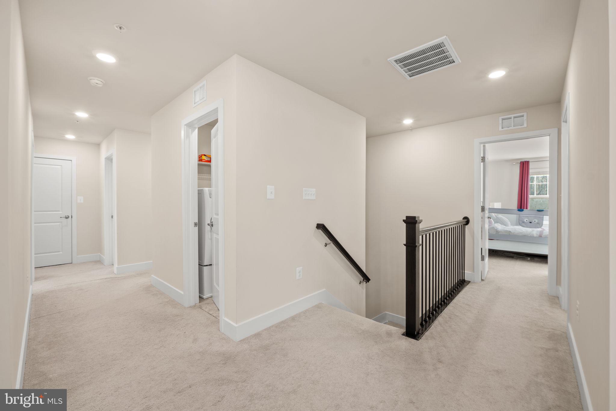 SYCAMORE RIDGE - Residential Lease