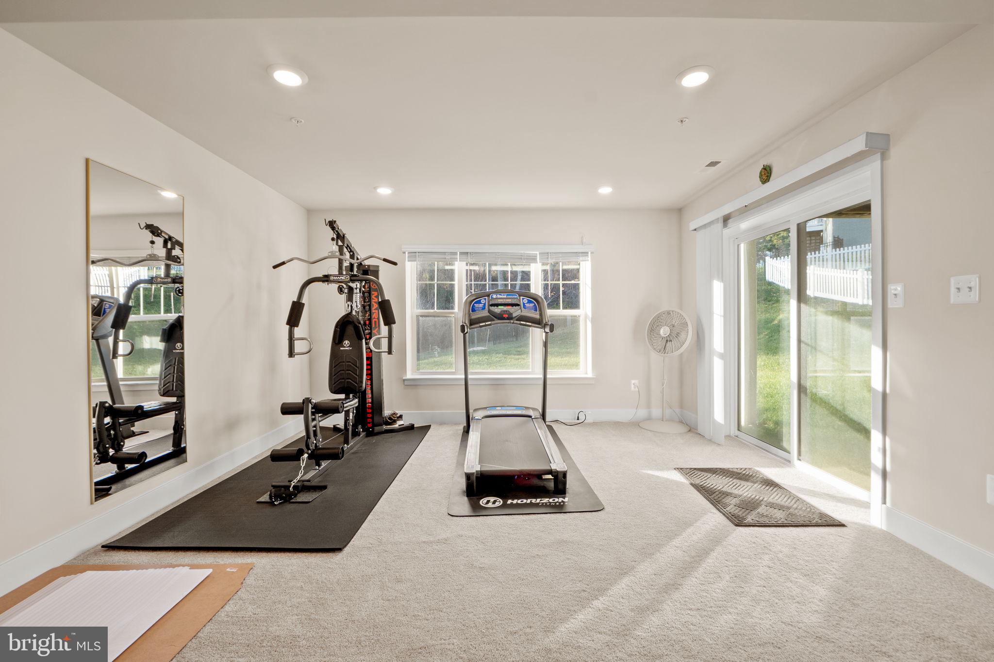 SYCAMORE RIDGE - Residential Lease