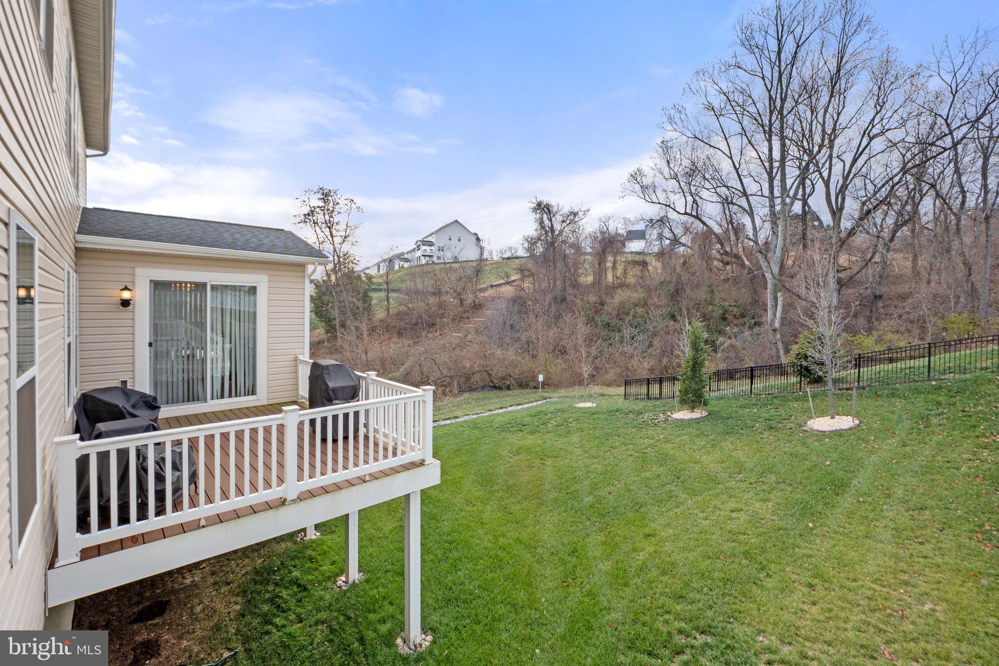 SYCAMORE RIDGE - Residential Lease