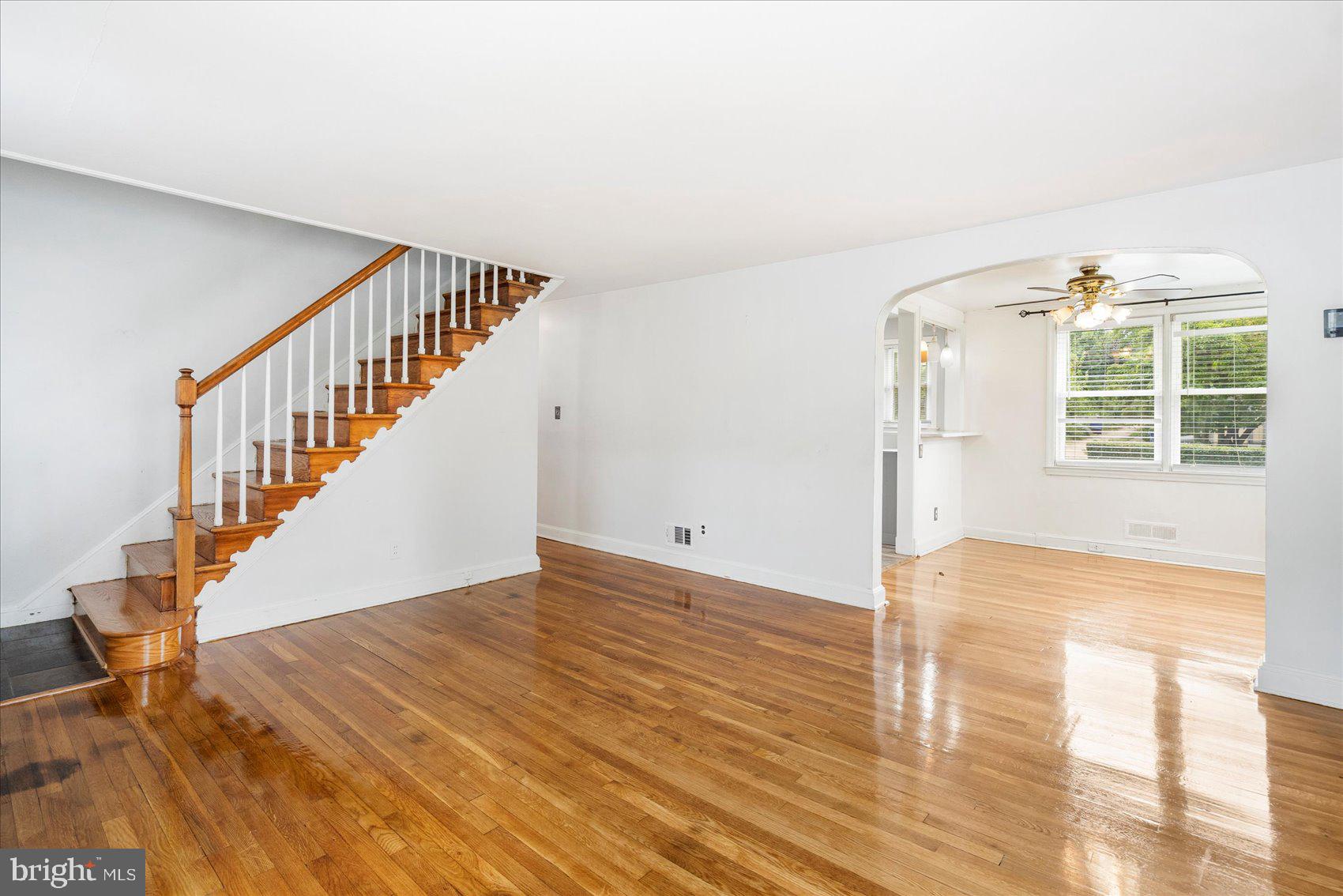 LAKE WALKER - Residential