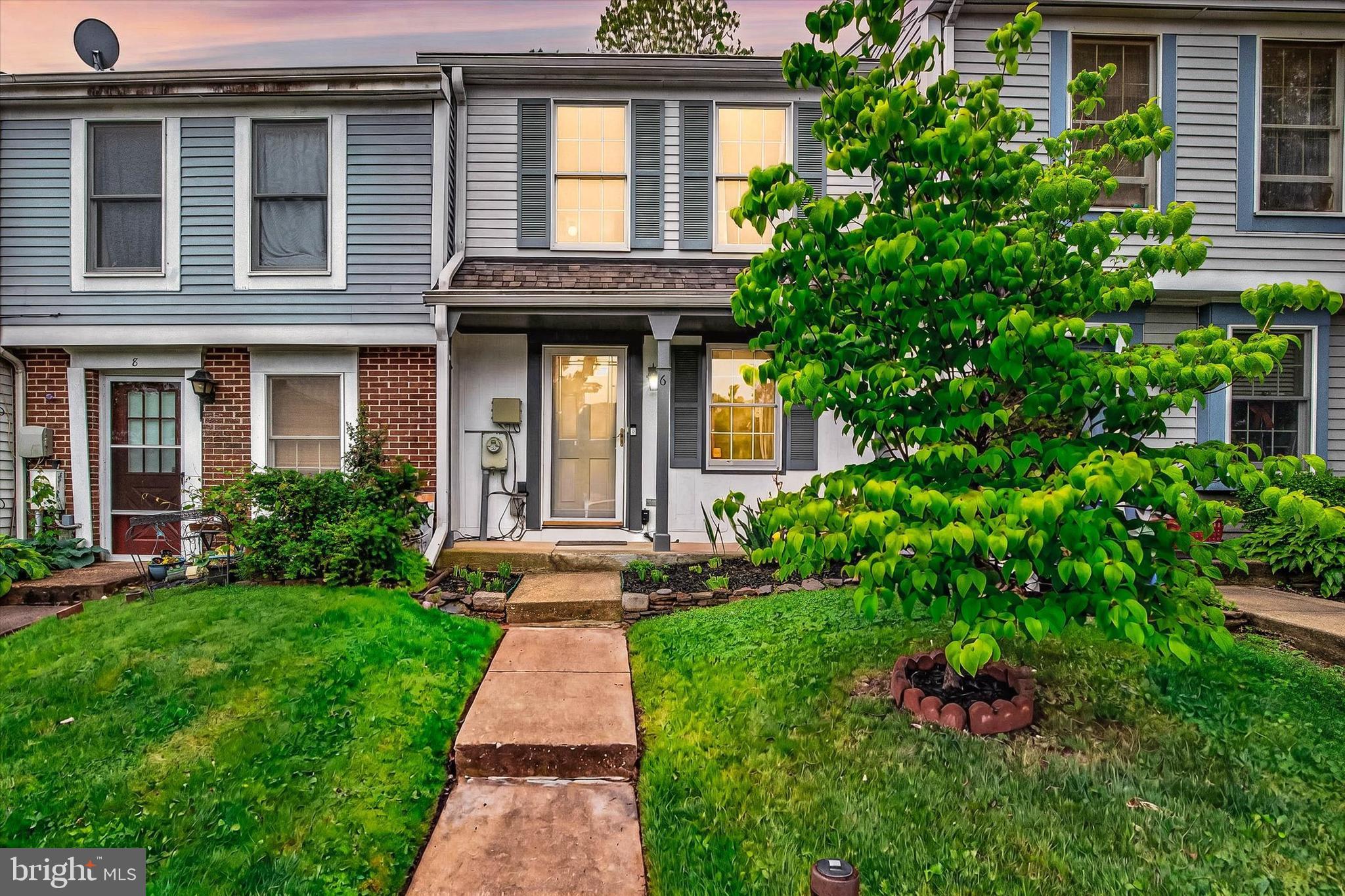 6 STILLWOOD CIRCLE