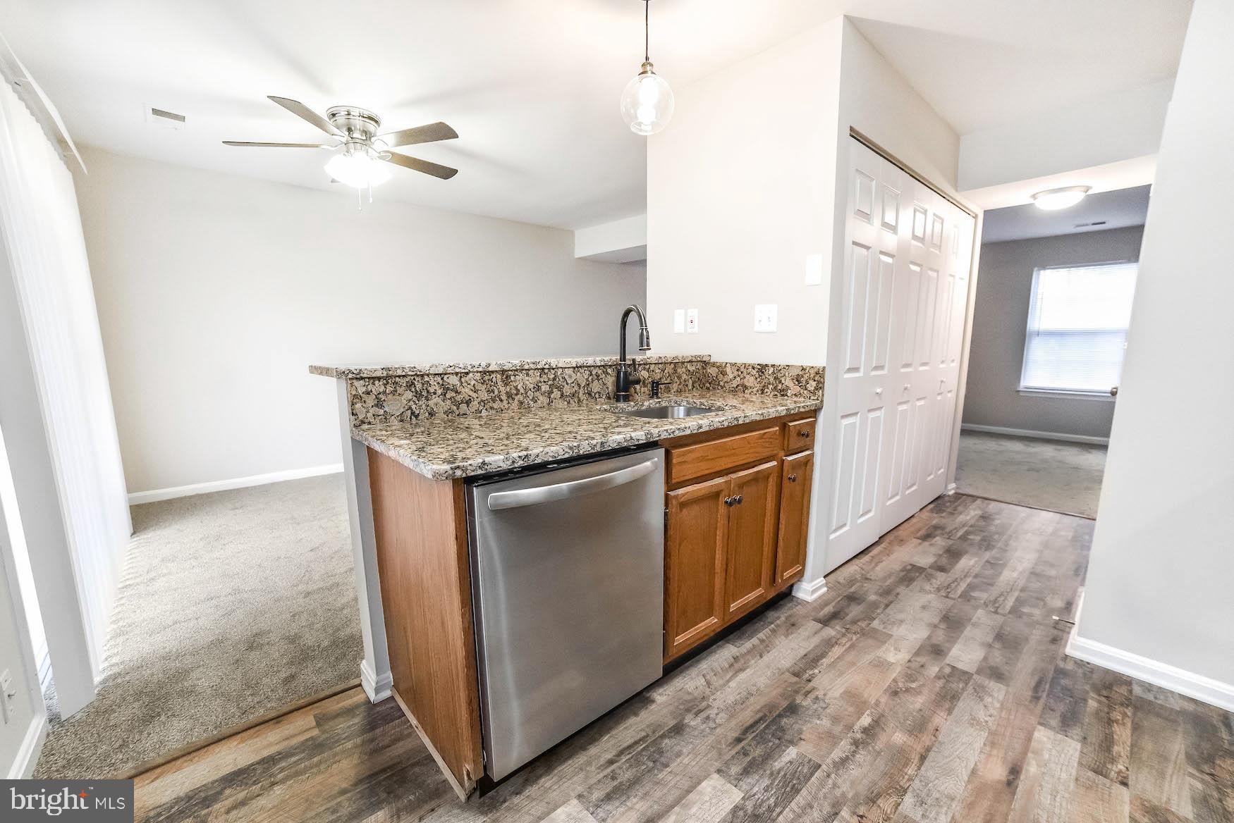 TANGLEWOOD TOWNHOMES - Residential