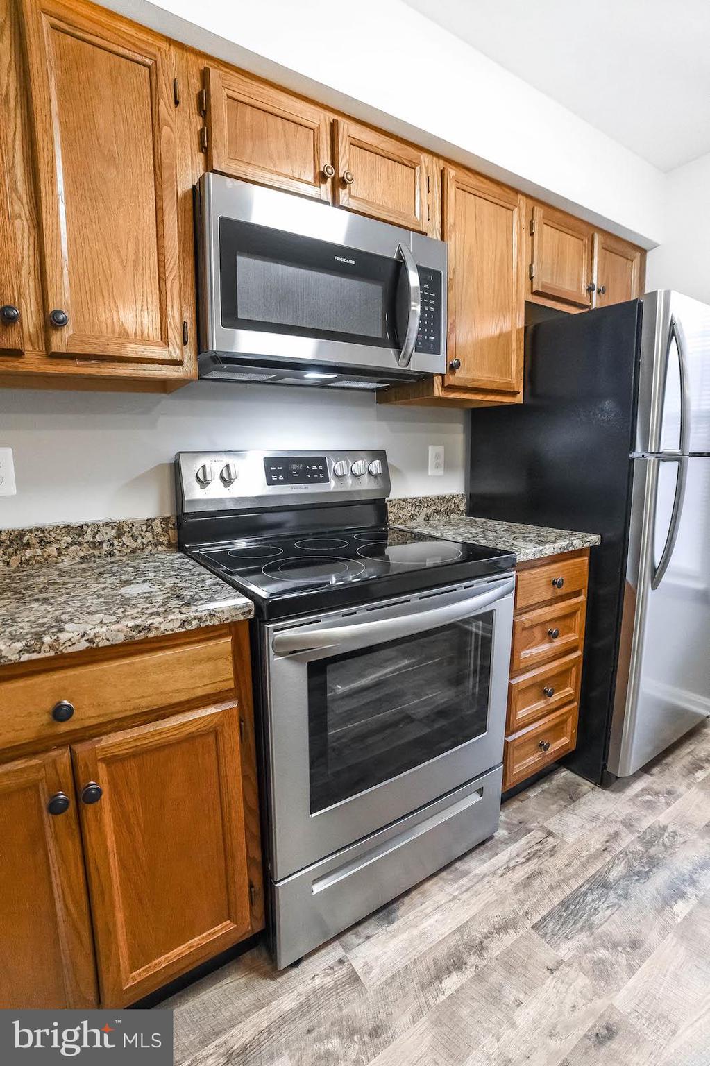 TANGLEWOOD TOWNHOMES - Residential