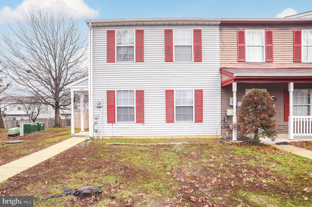 TANGLEWOOD TOWNHOMES - Residential