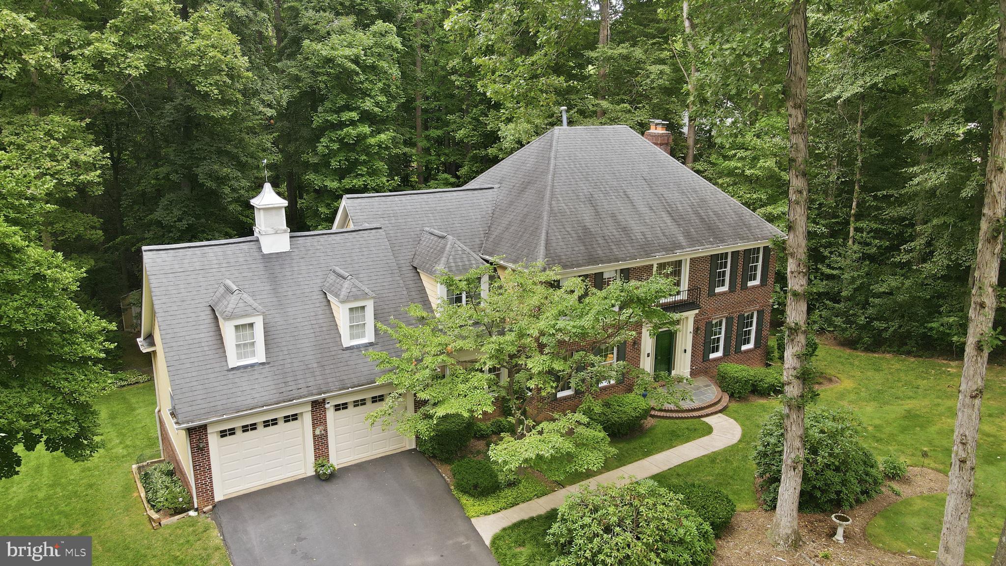 6700 FOX DEN ROAD