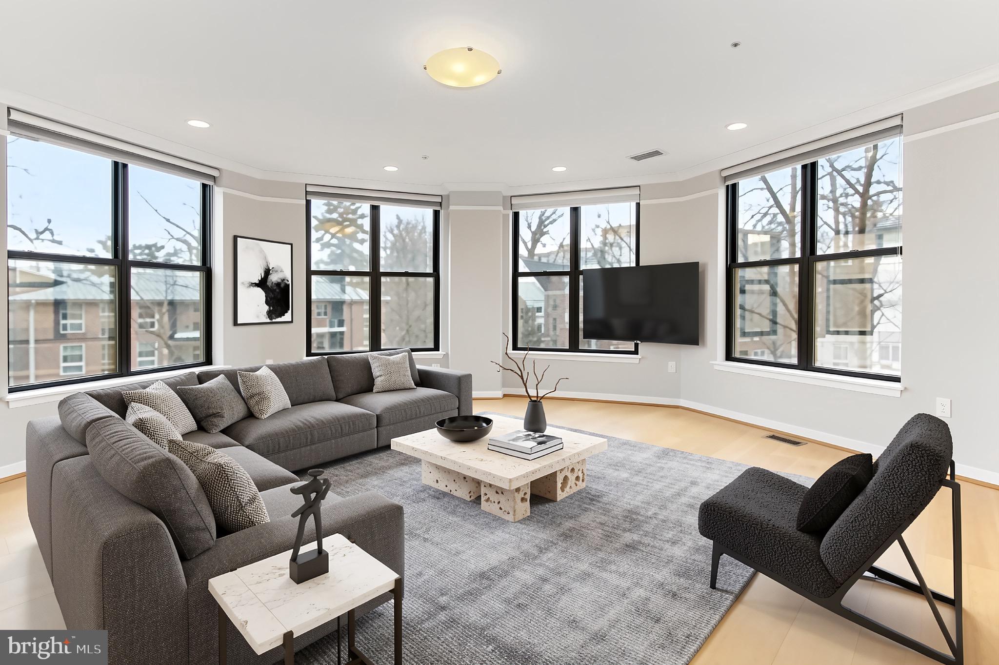 444 W BROAD STREET 229