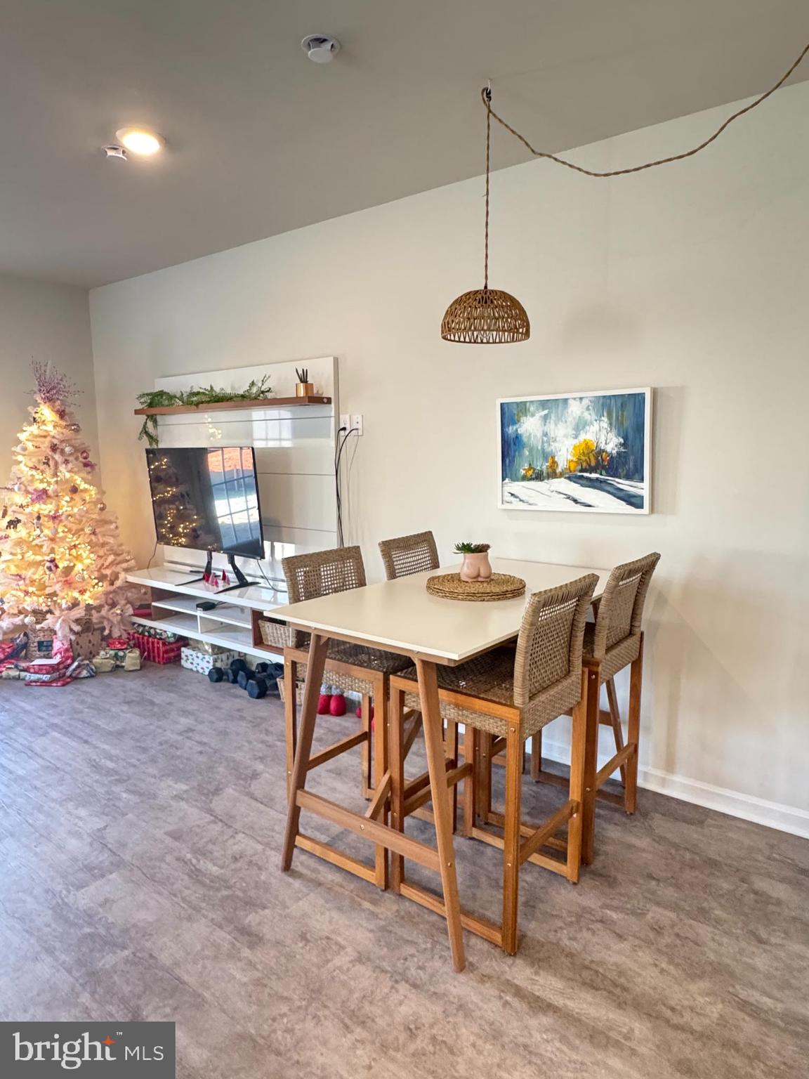 LURAY LANDING - Residential