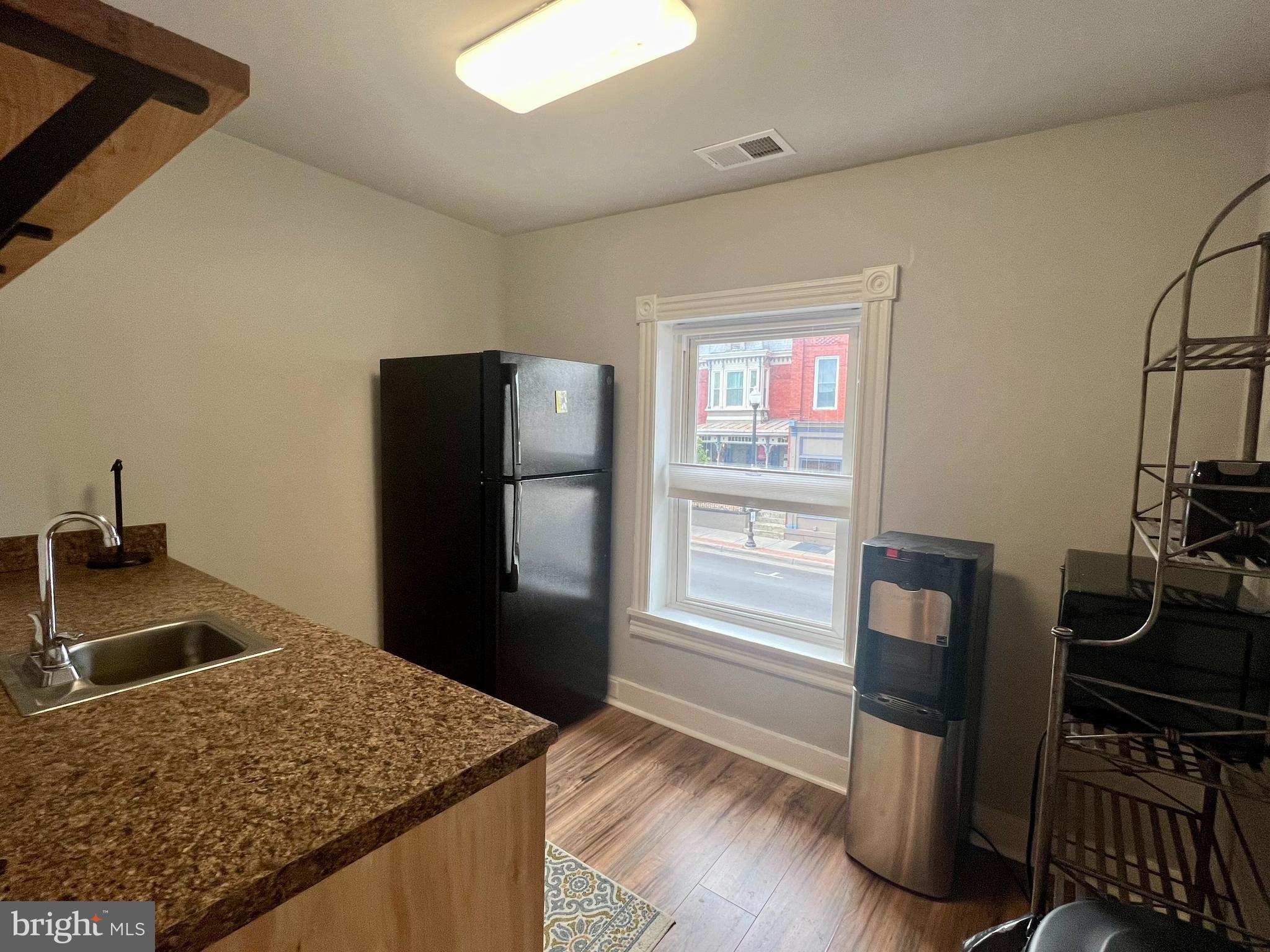 CHARLES TOWN - Residential Lease