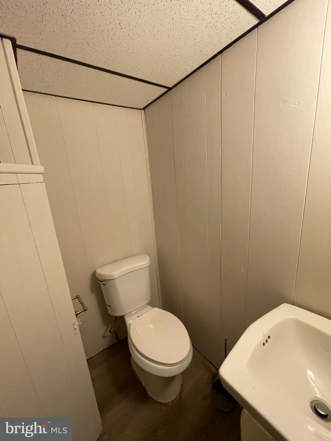 HOLLAND HILL - Residential