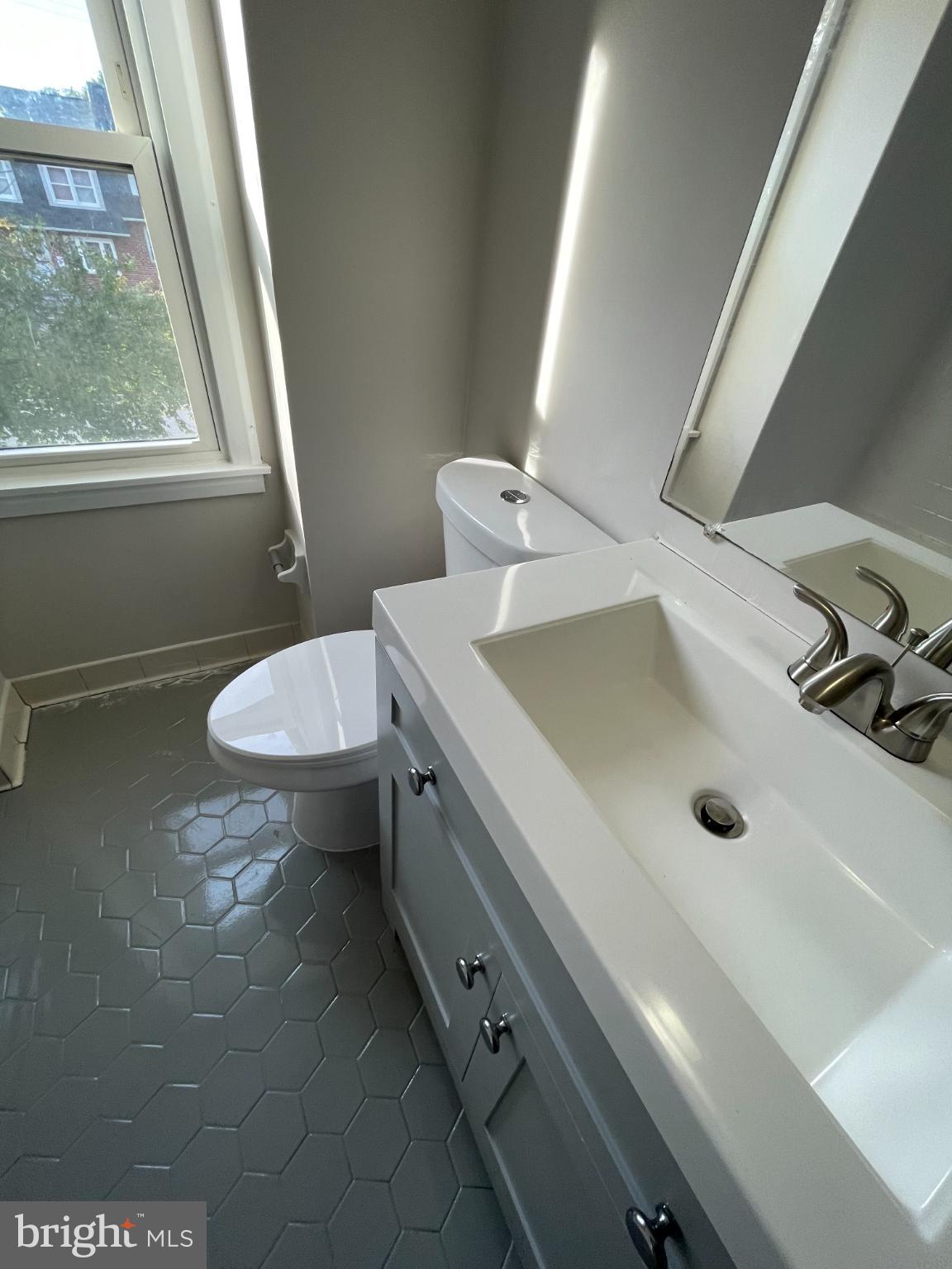 HOLLAND HILL - Residential