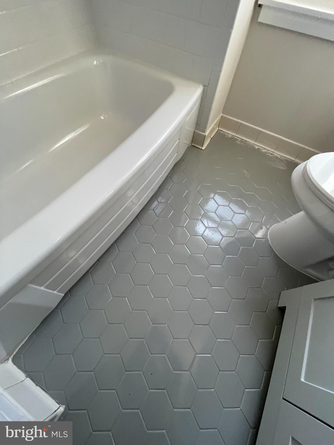 HOLLAND HILL - Residential