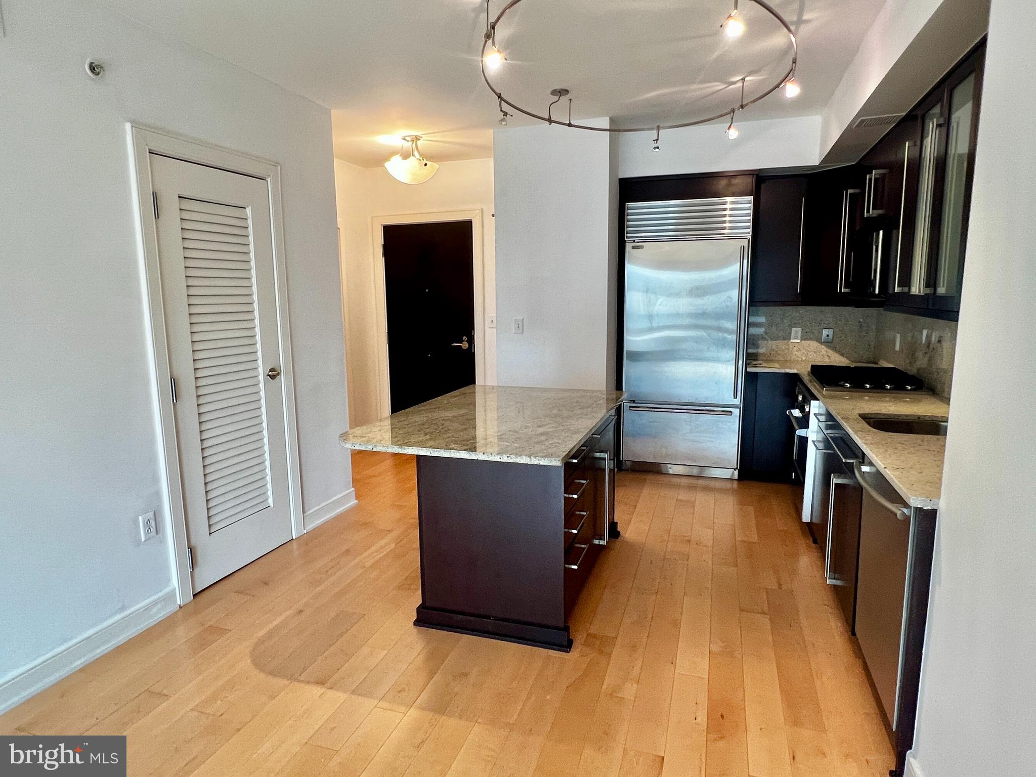 THE WATERVIEW - Residential Lease