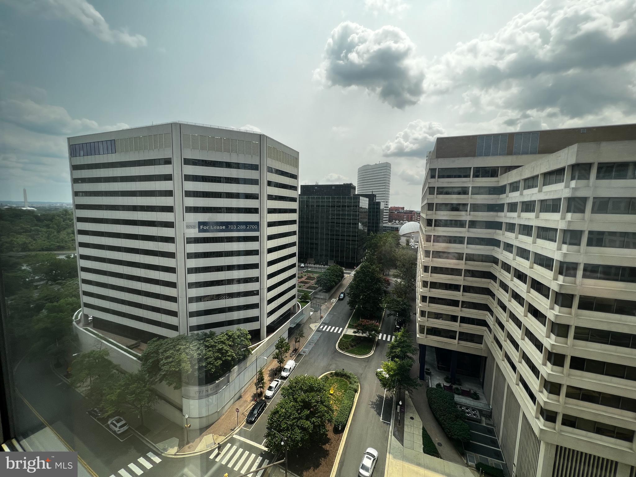 THE WATERVIEW - Residential Lease