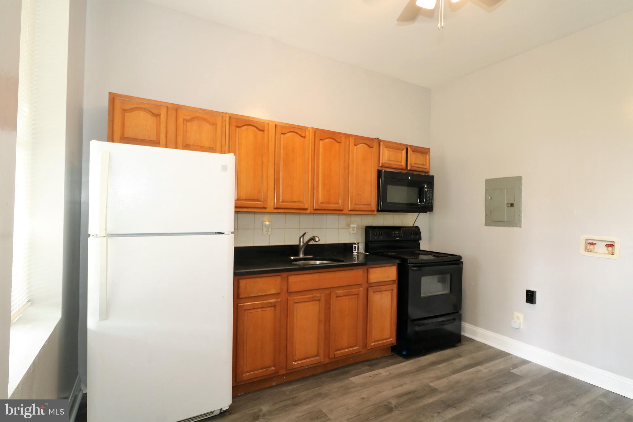 MONDAWMIN - Residential Lease