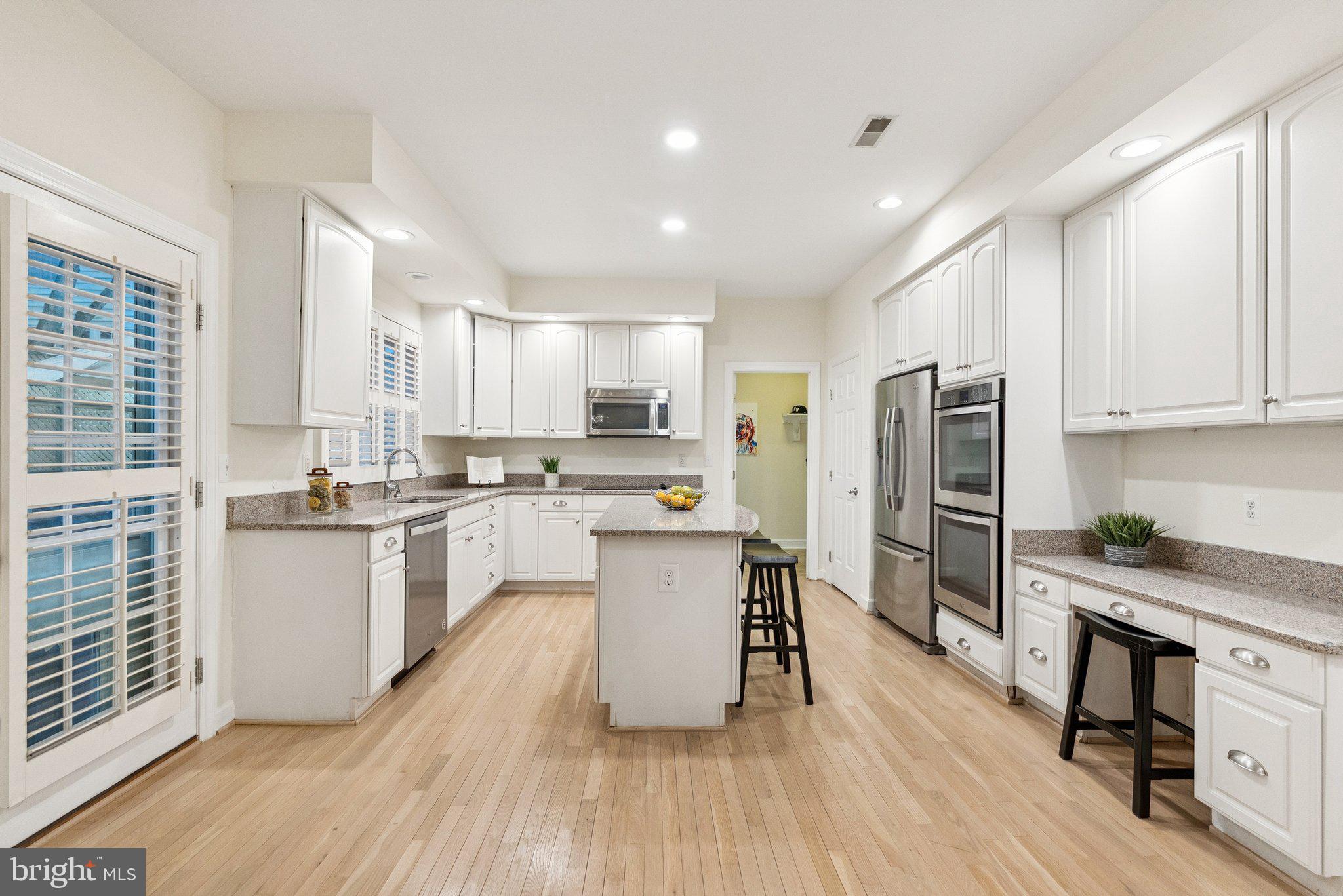 CLOPPERS MILL WEST - Residential