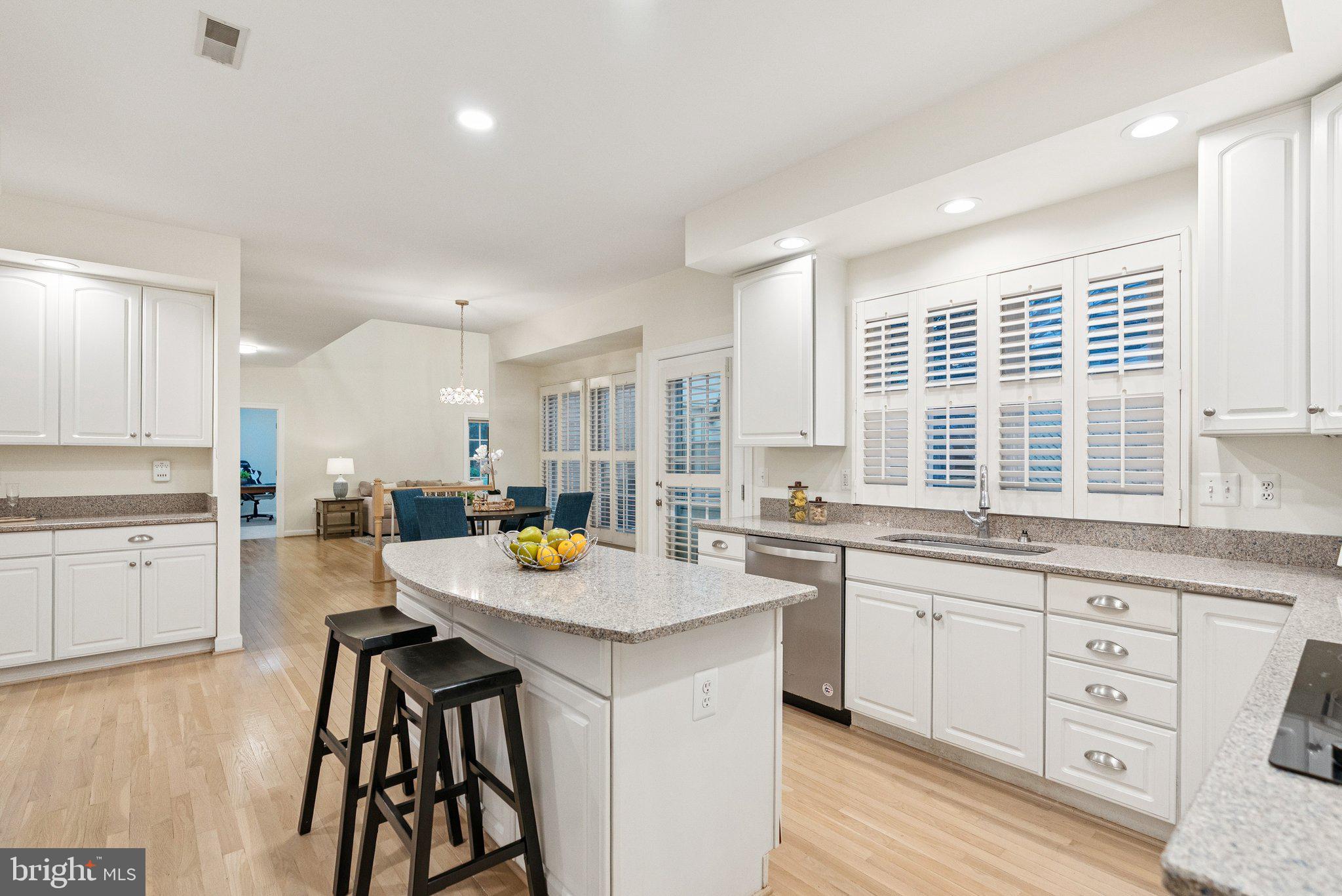 CLOPPERS MILL WEST - Residential