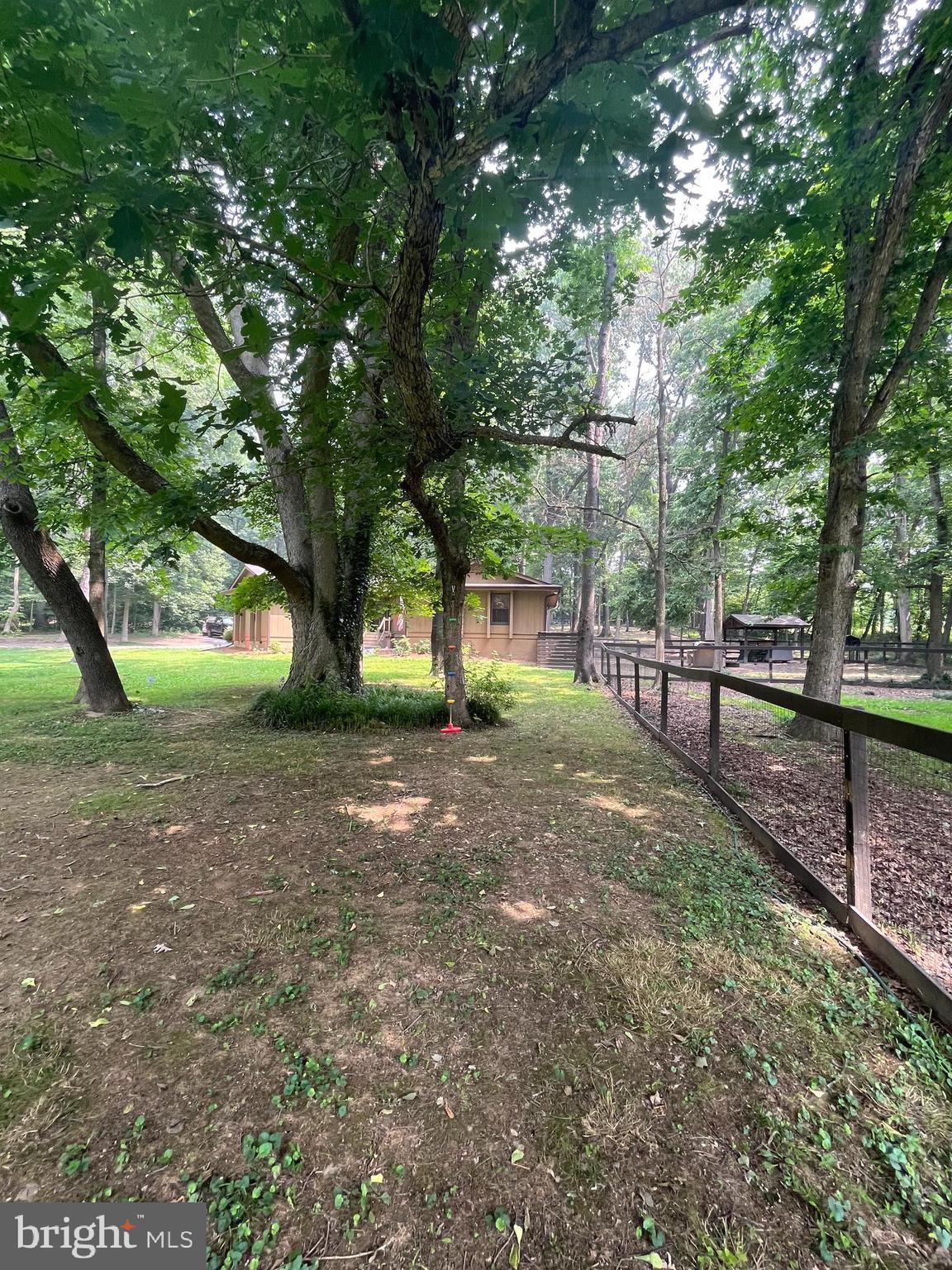 OAK TREE EAST - Residential