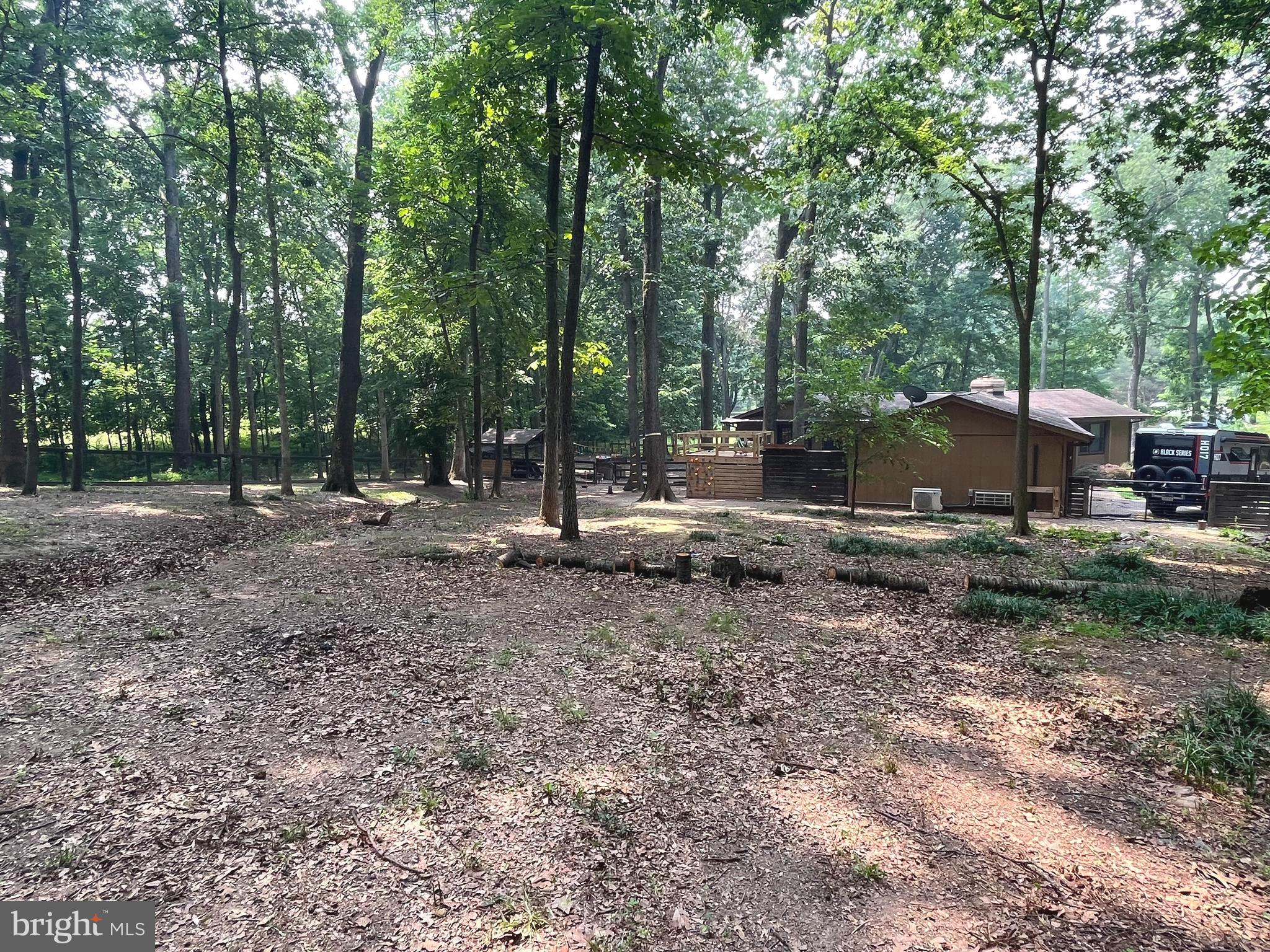 OAK TREE EAST - Residential