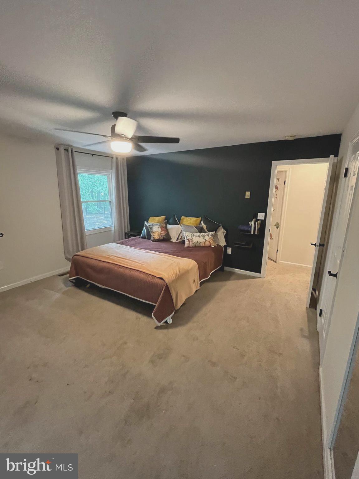 OAK TREE EAST - Residential