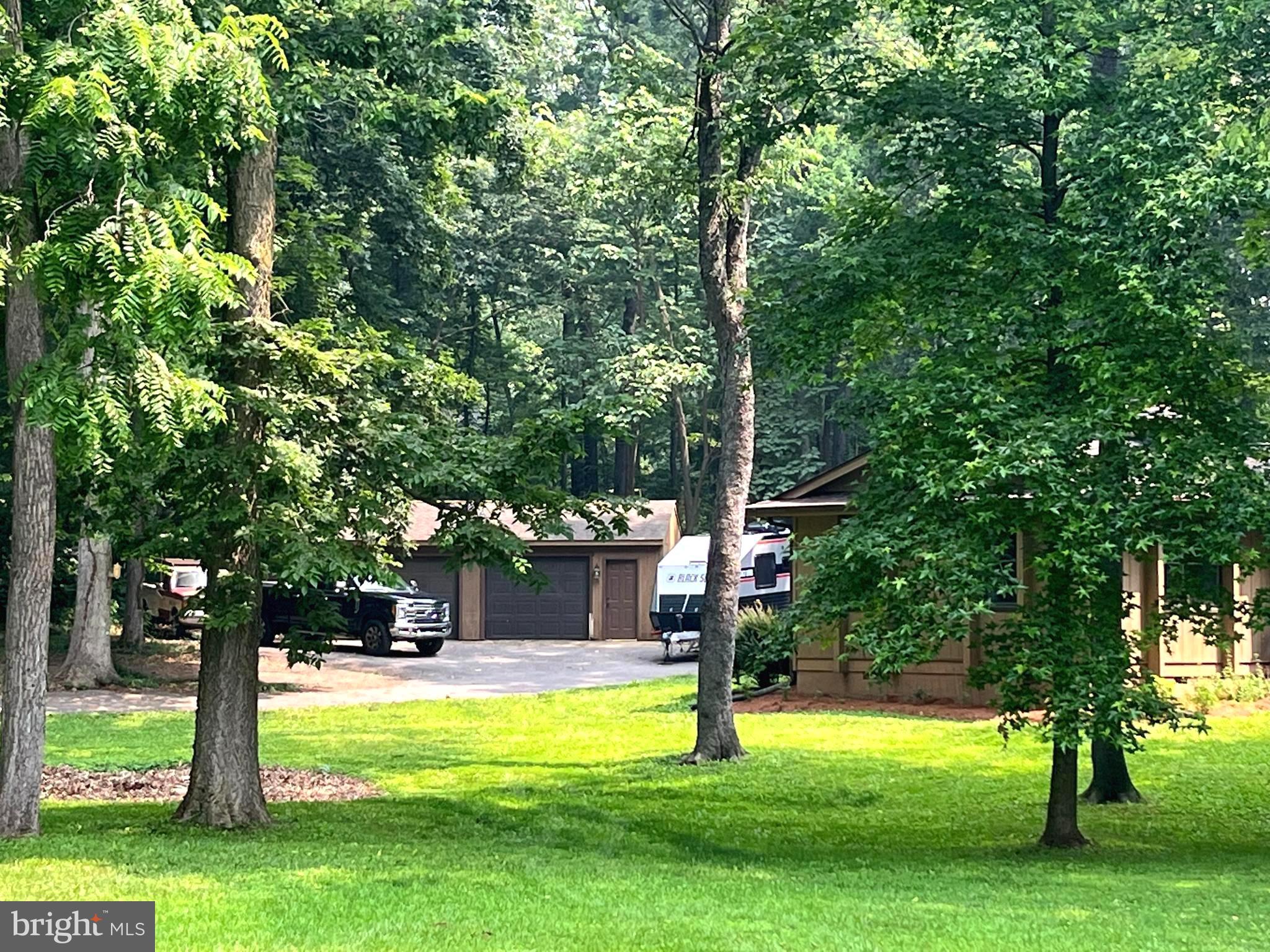 OAK TREE EAST - Residential