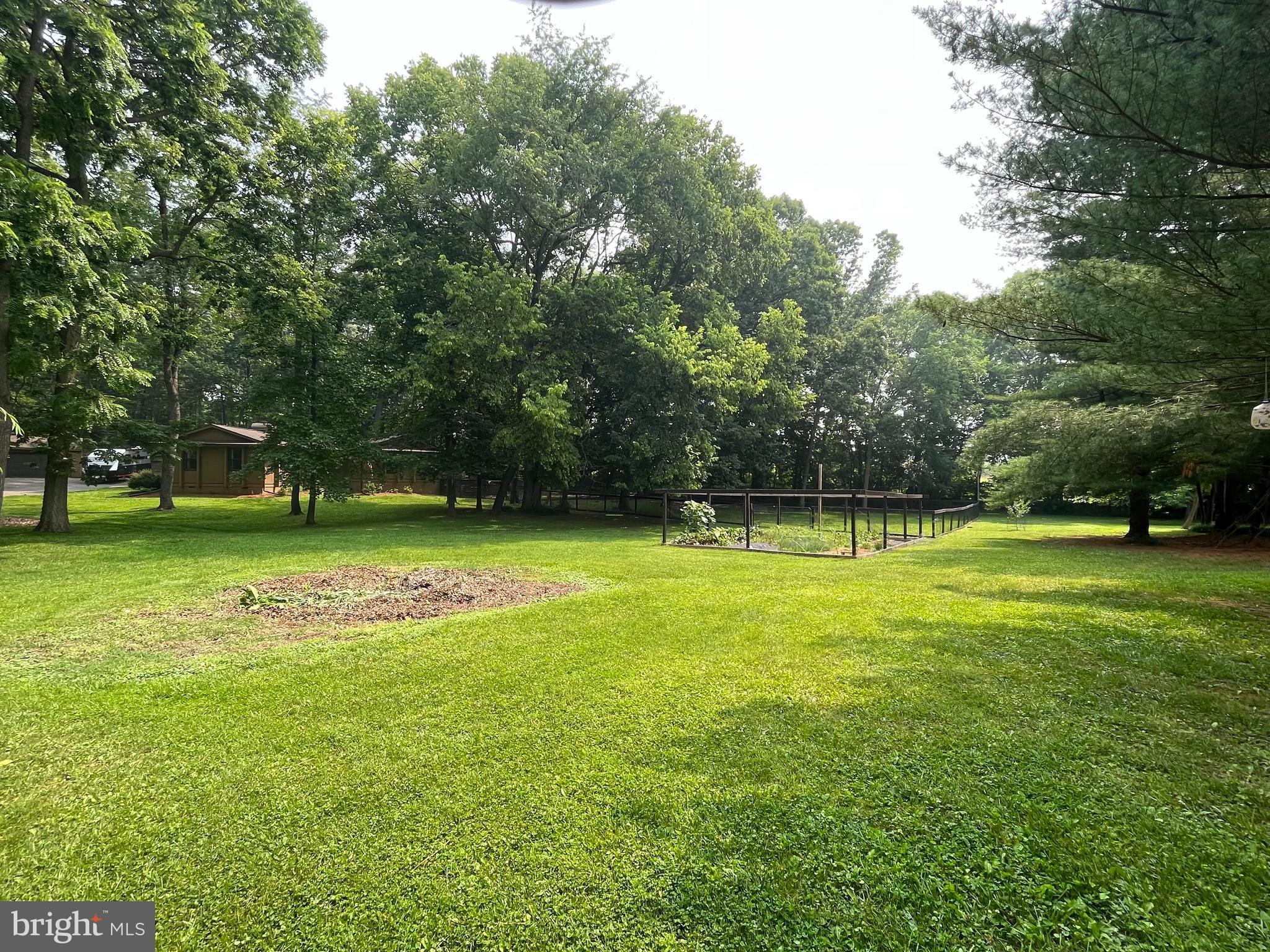 OAK TREE EAST - Residential