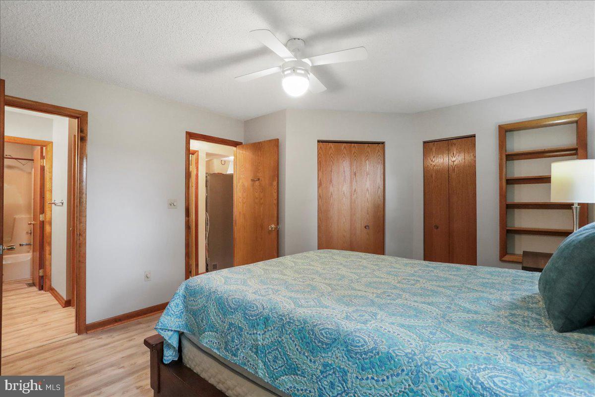 WHITINGS NECK - Residential