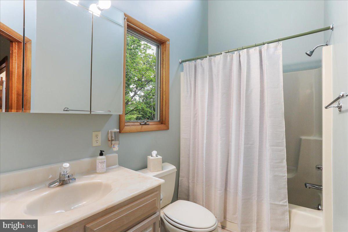 WHITINGS NECK - Residential