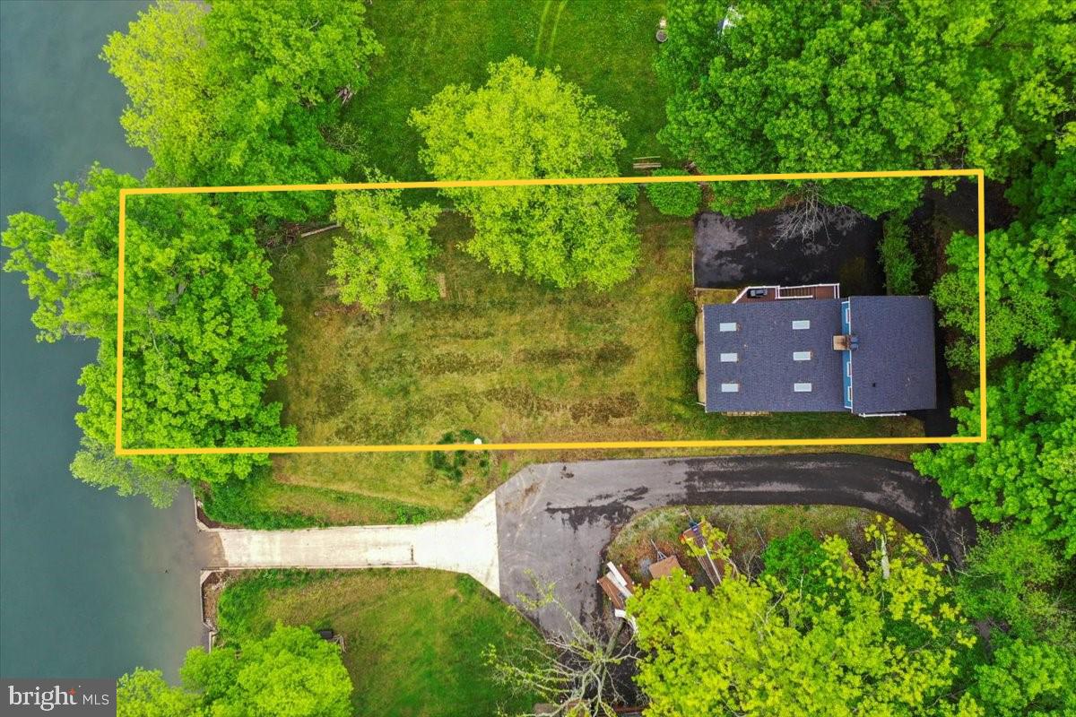 WHITINGS NECK - Residential