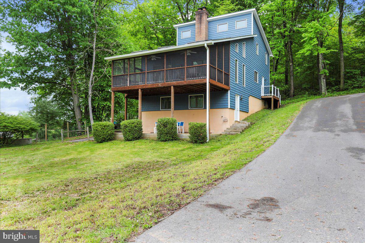 WHITINGS NECK - Residential