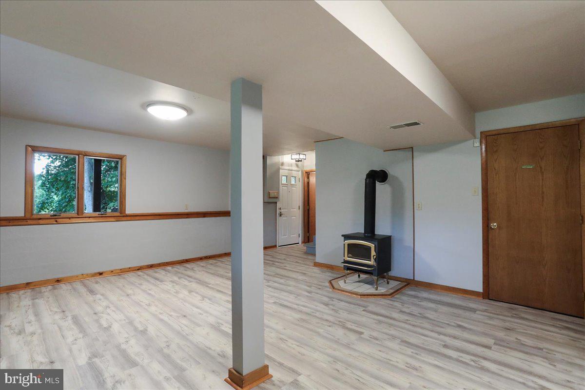 WHITINGS NECK - Residential