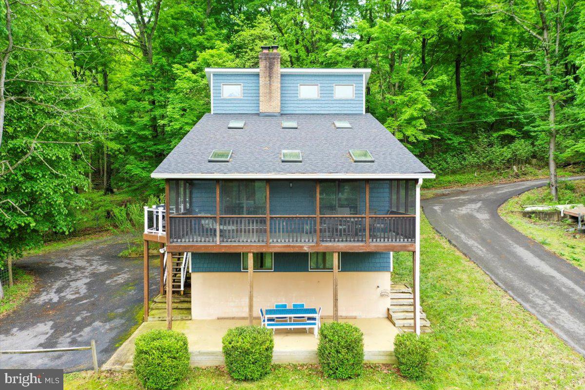 WHITINGS NECK - Residential