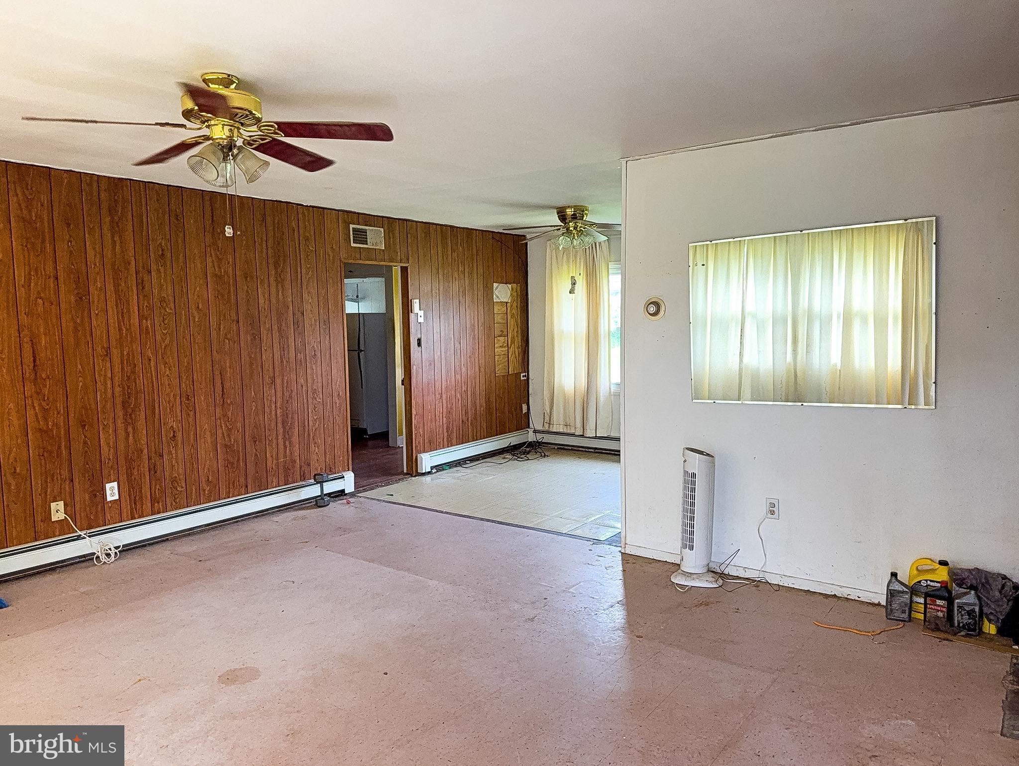 27 PLUMTREE TURN
