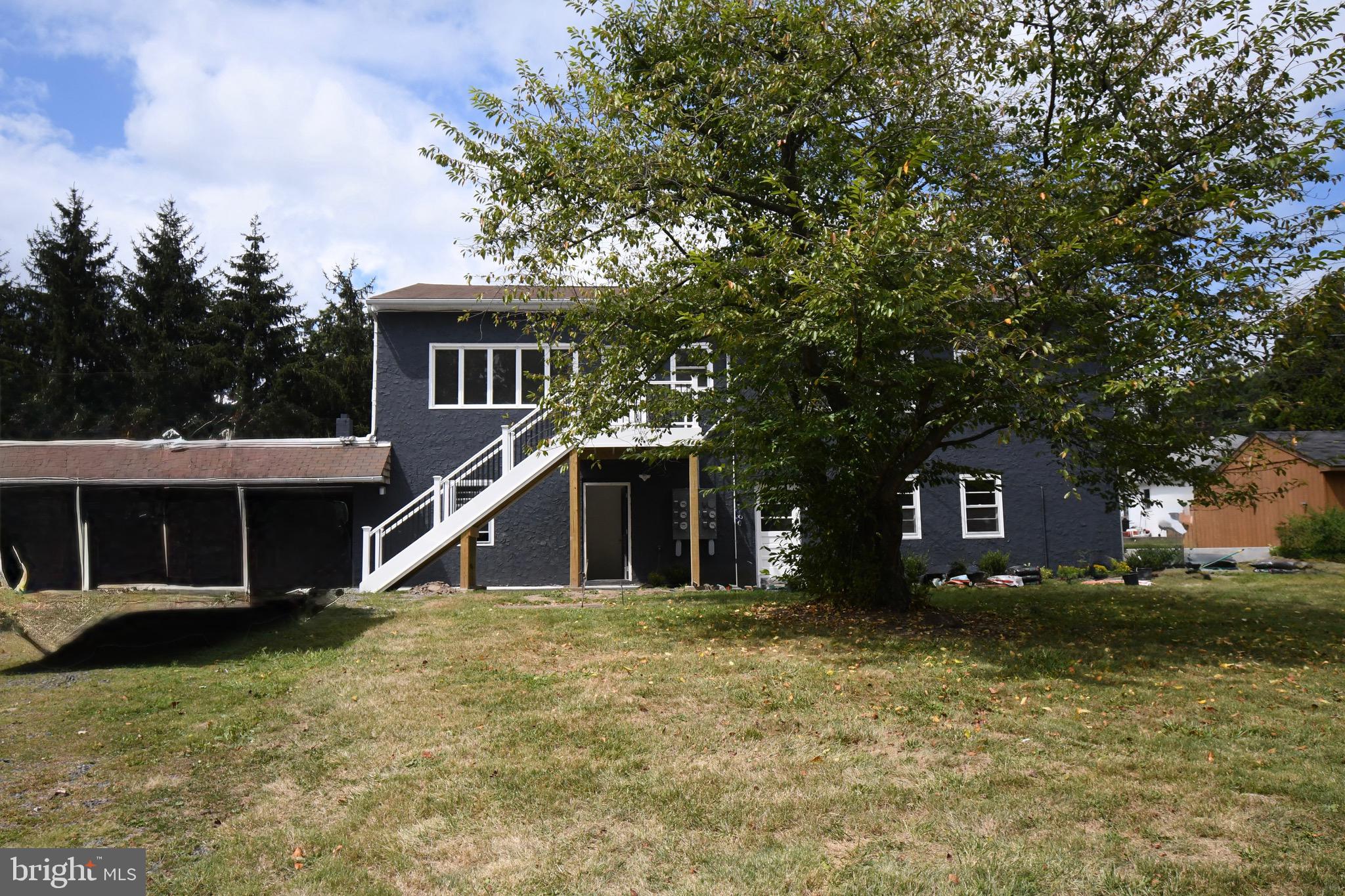 CURLY HILL ACRES - Residential Lease