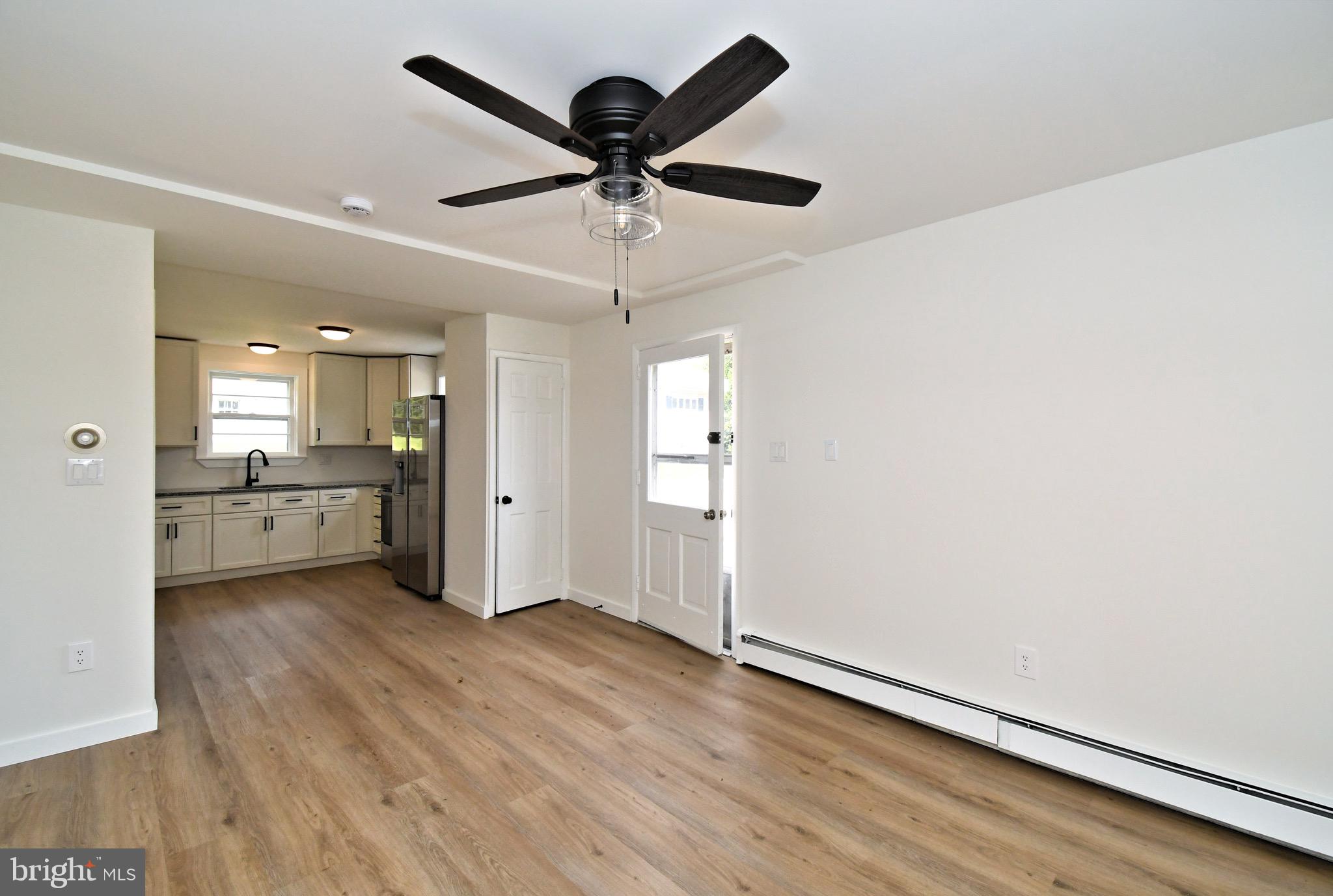CURLY HILL ACRES - Residential Lease