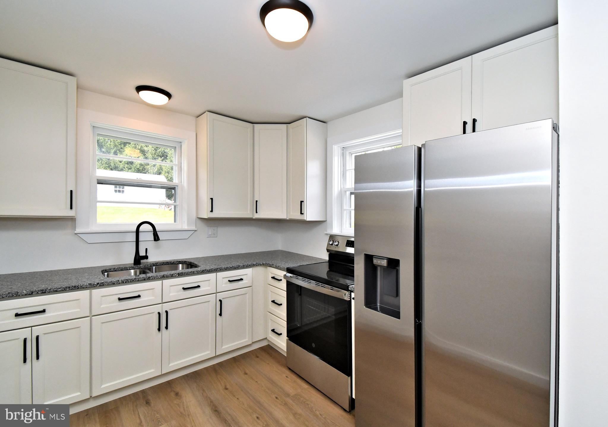 CURLY HILL ACRES - Residential Lease