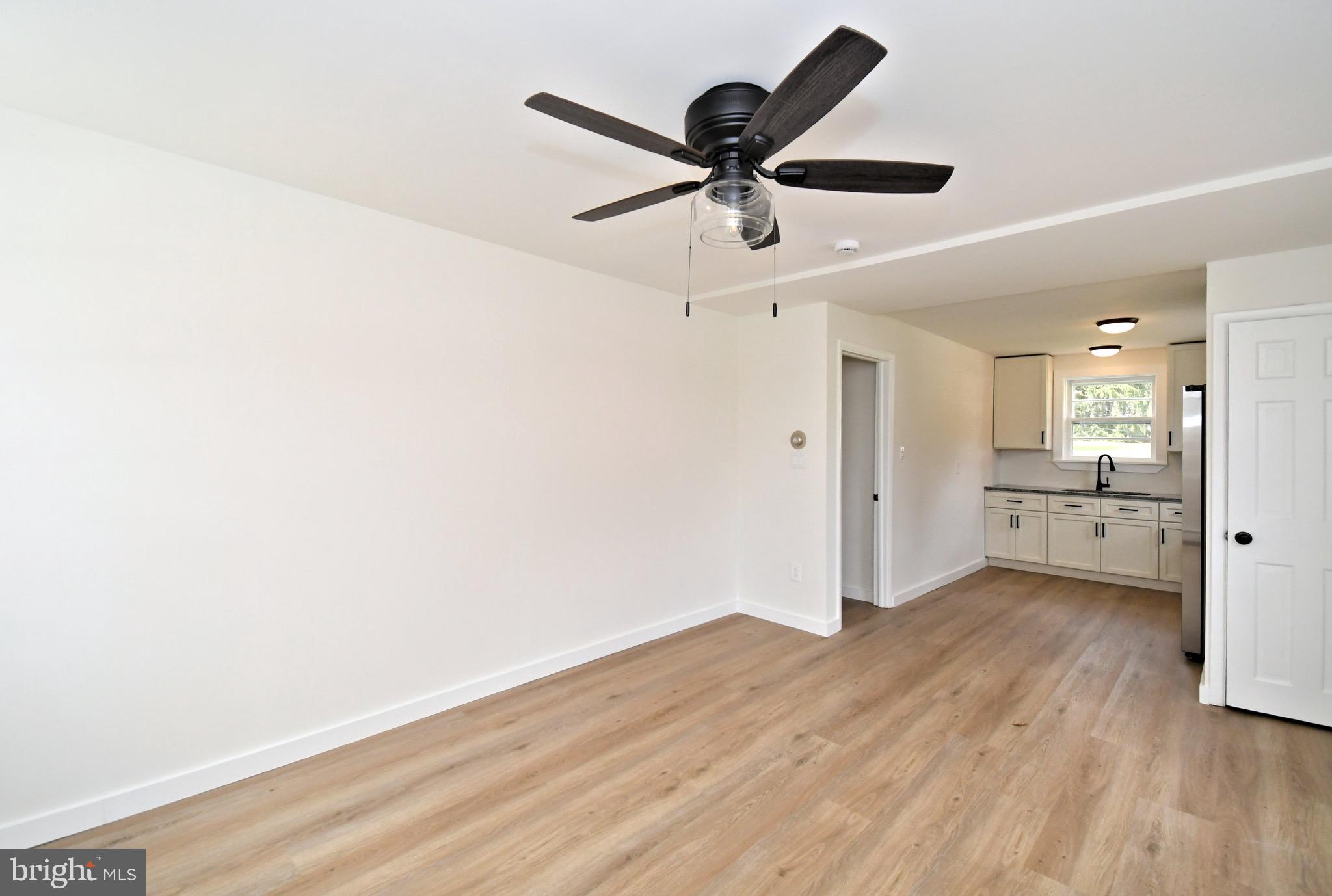 CURLY HILL ACRES - Residential Lease