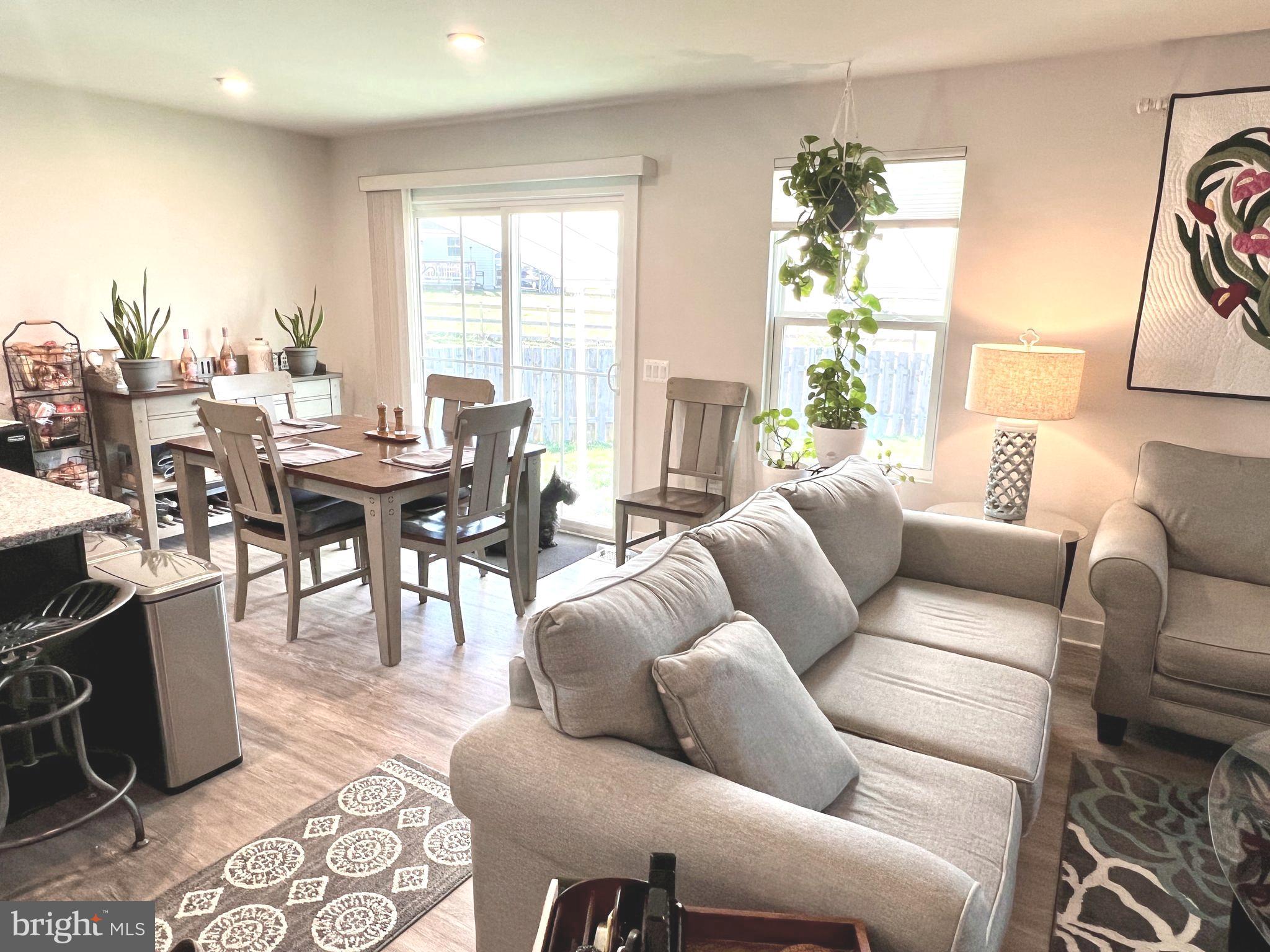 ARCADIA SPRINGS - Residential